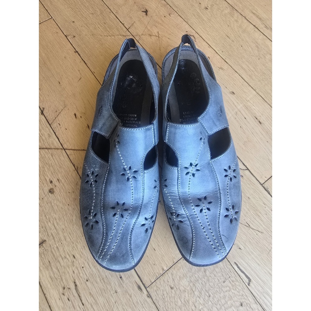 Suave Portugal Jan Comfort Walking Shoes Blue Gray Floral Cutout Sz 39 US 8.5